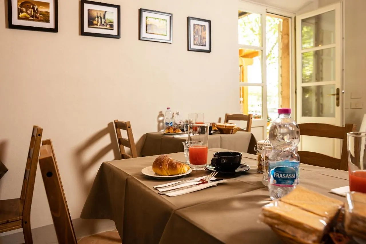 Bed and Breakfast Vecchio Granaio Пиза 2*,
