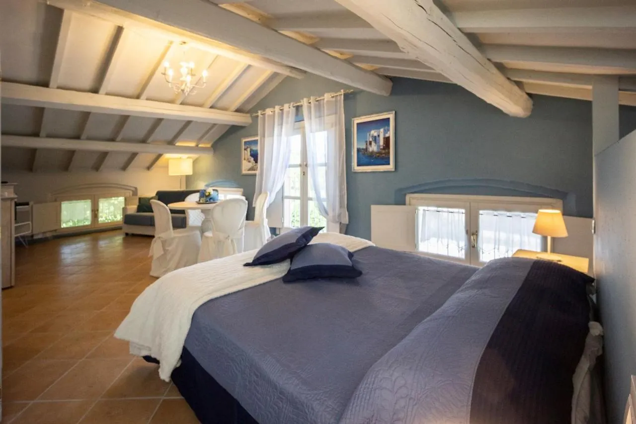 Bed and Breakfast Vecchio Granaio Пиза 2*,  Италия
